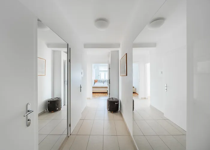 Central 60m2 10 Min Walk From Main Station * Vídeň