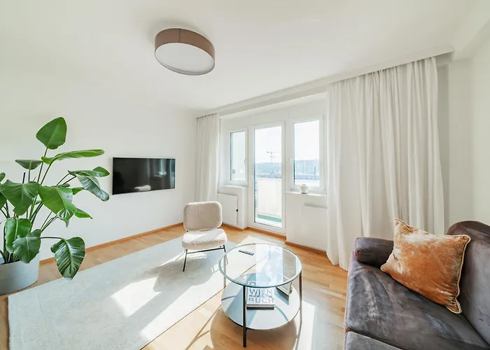 Central 60m2 10 Min Walk From Main Station Apartmán